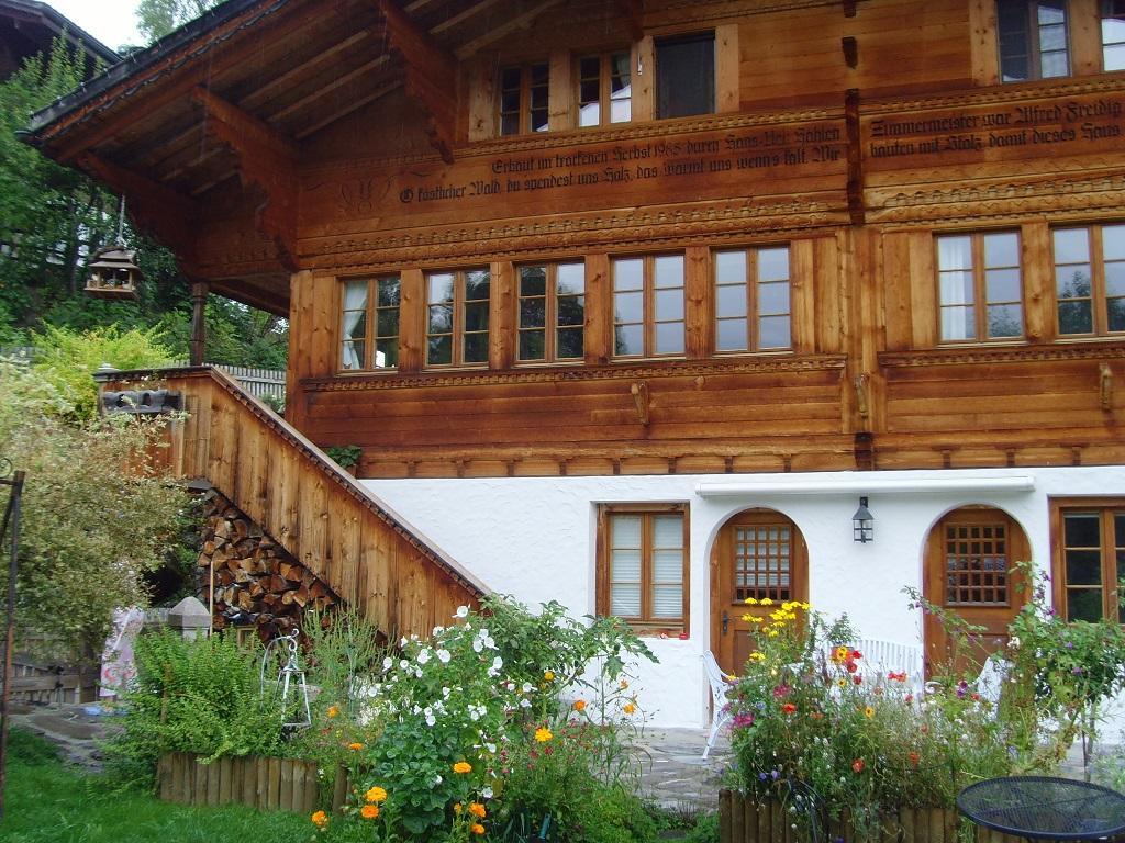 Bergluft Bed & Breakfast Lenk Ngoại thất bức ảnh