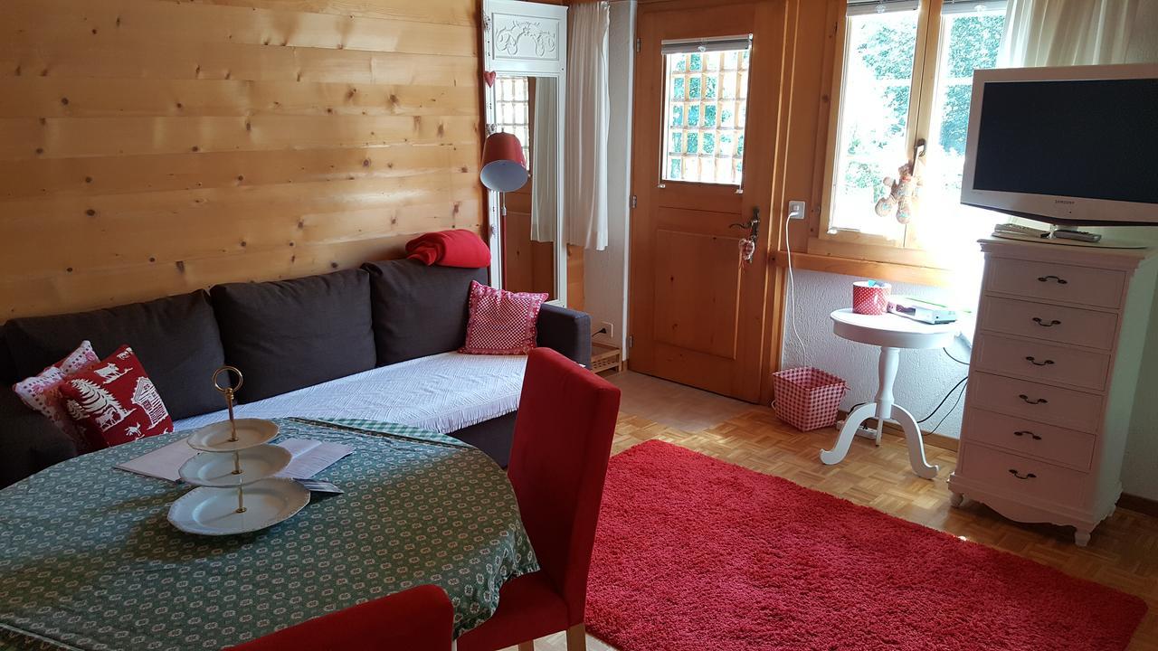 Bergluft Bed & Breakfast Lenk Ngoại thất bức ảnh