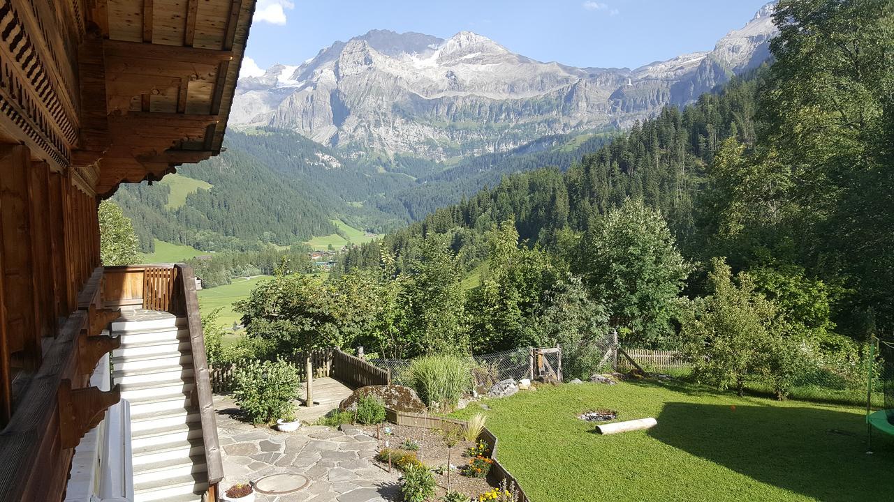 Bergluft Bed & Breakfast Lenk Ngoại thất bức ảnh